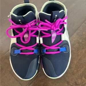Nike Youth Air Zoom Crossover basketball shoes